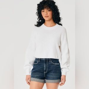 Cropped white Hollister sweater